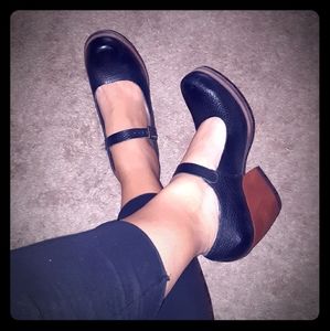 Kork ease mary Jane's 8.5